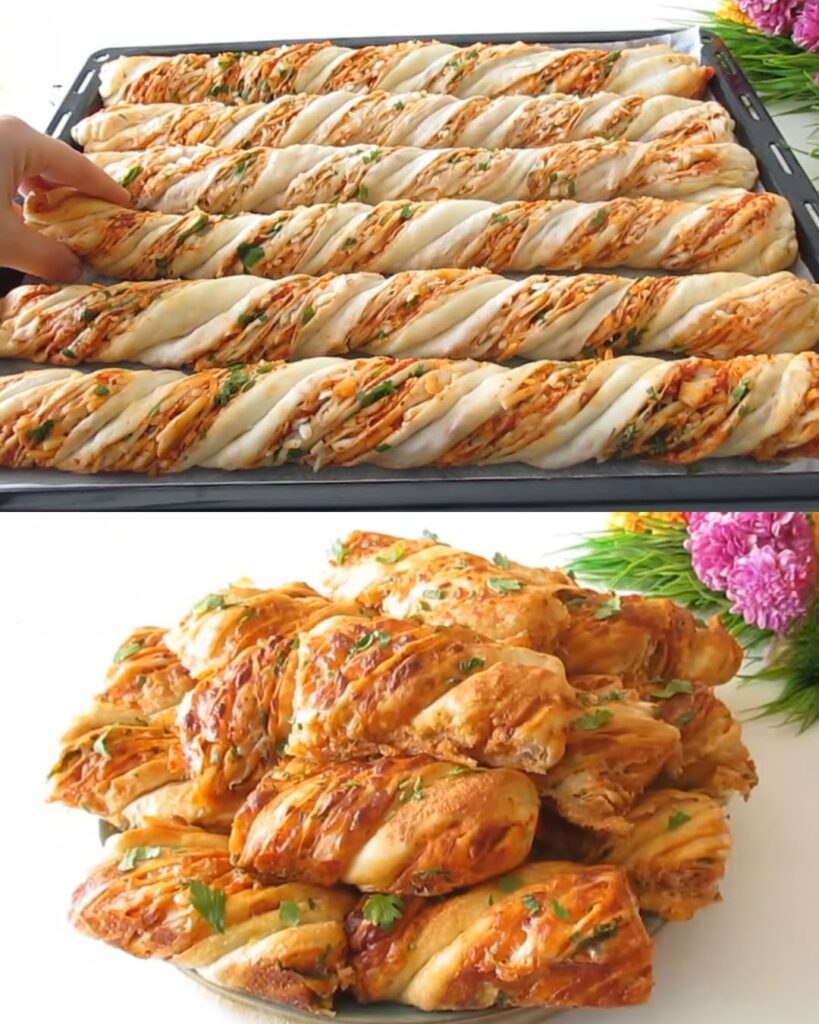 Cheddar and Tomato Paste Curved Pizza