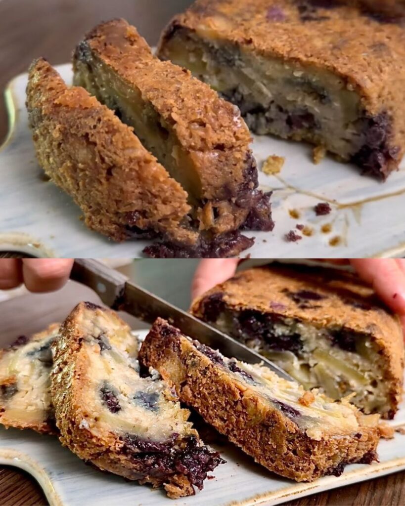 Healthy Oatmeal Cake with Apple and Blueberries