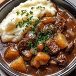 Hearty Beef Stew with Creamy Mashed Potatoes: A Comfort Food Classic