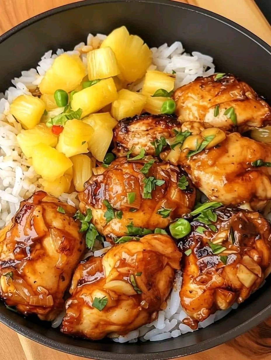 Hawaiian Pineapple Chicken and Rice Skillet