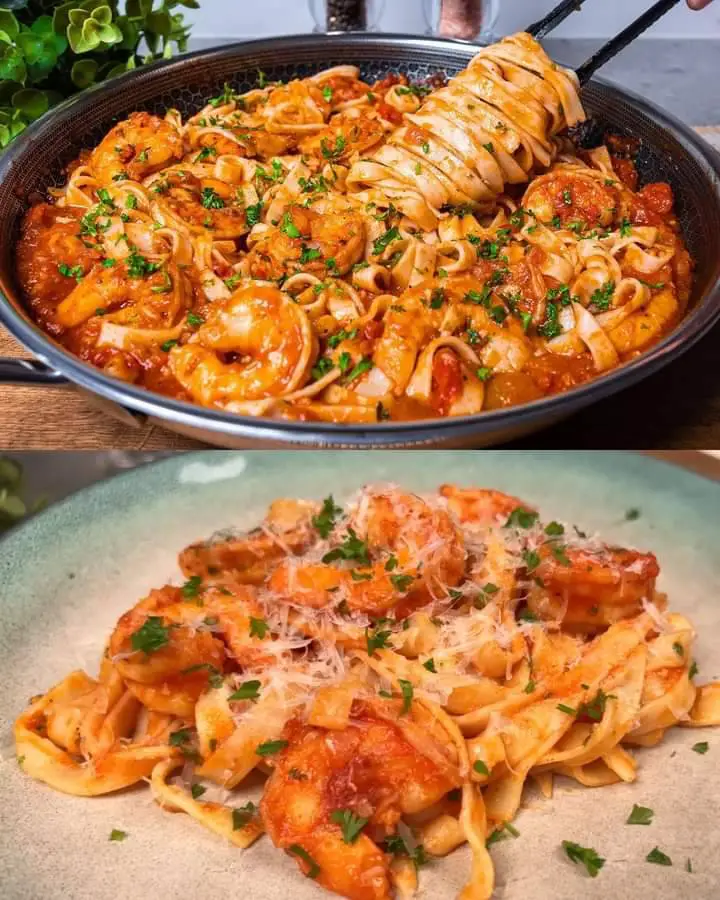 Garlic Shrimp Pasta in Tomato-Wine Sauce