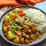 CHICKEN CURRY WITH POTATOES AND VEGETABLES: A CREAMY, SPICY ONE-POT MEAL