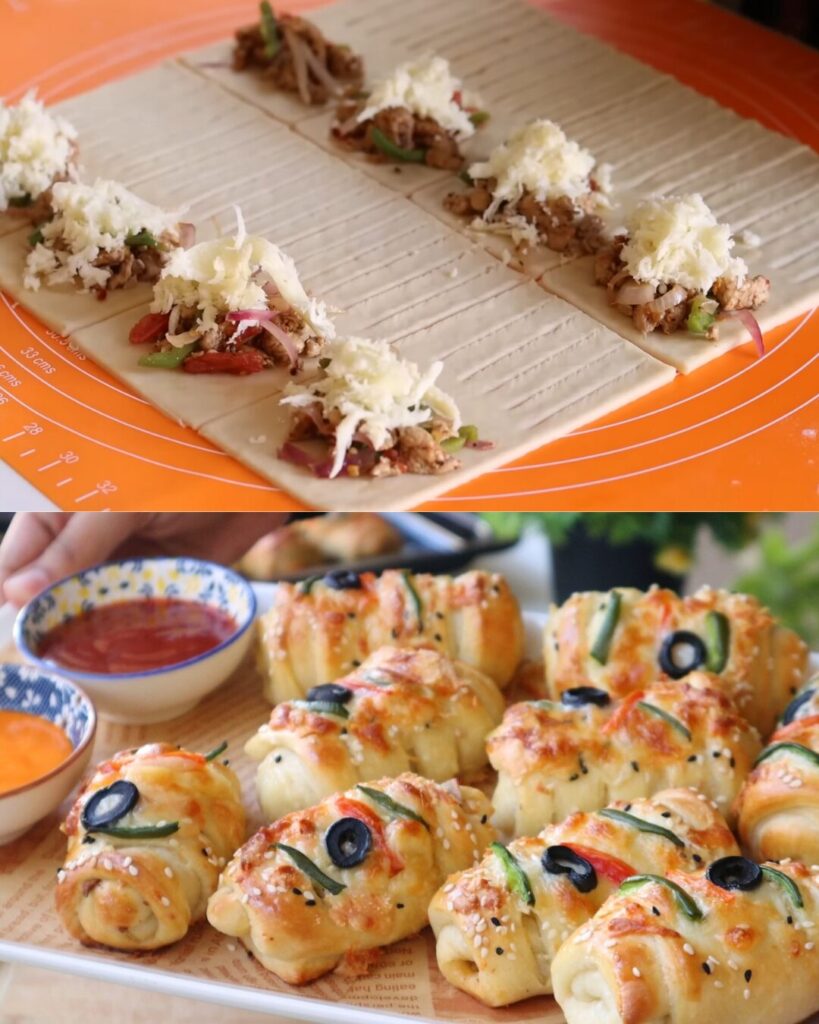 Chicken Stuffed Bread Rolls with Garlic and Cheese