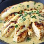 Mexican Chicken with Cheese Sauce