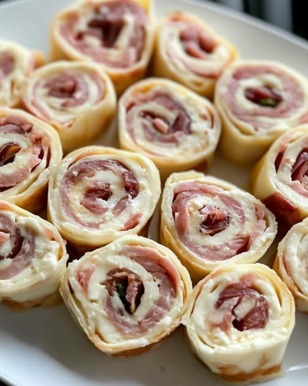 Ham and Cream Cheese Tortilla Roll-Ups