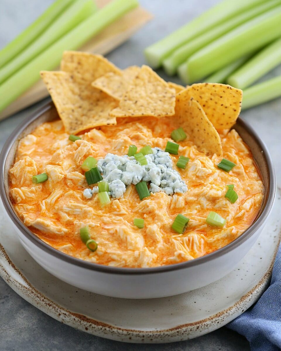 Slow Cooker Buffalo Chicken Dip
